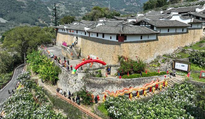 尝鲜一都枇杷还有免费专车畅游！CQ9电子“福建名宴”回归！(图4)