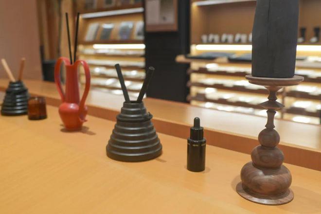 店越来越“香”假期来打卡吧！CQ9电子长宁的香氛经济潮(图6)